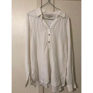 Long sleeve collared white blouse